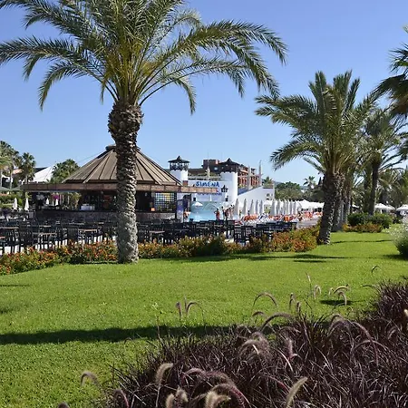 Emelda Sun Club Курортный комплекс 5*